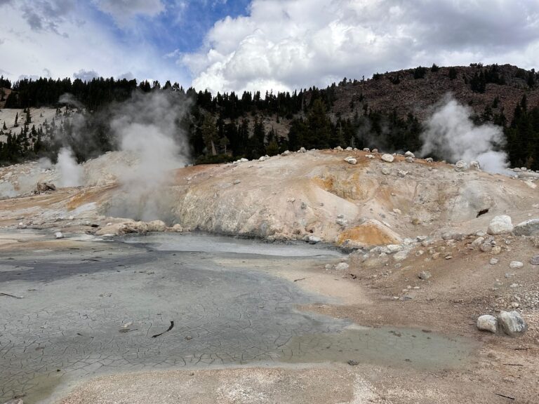 Read more about the article LASSEN VOLCANIC